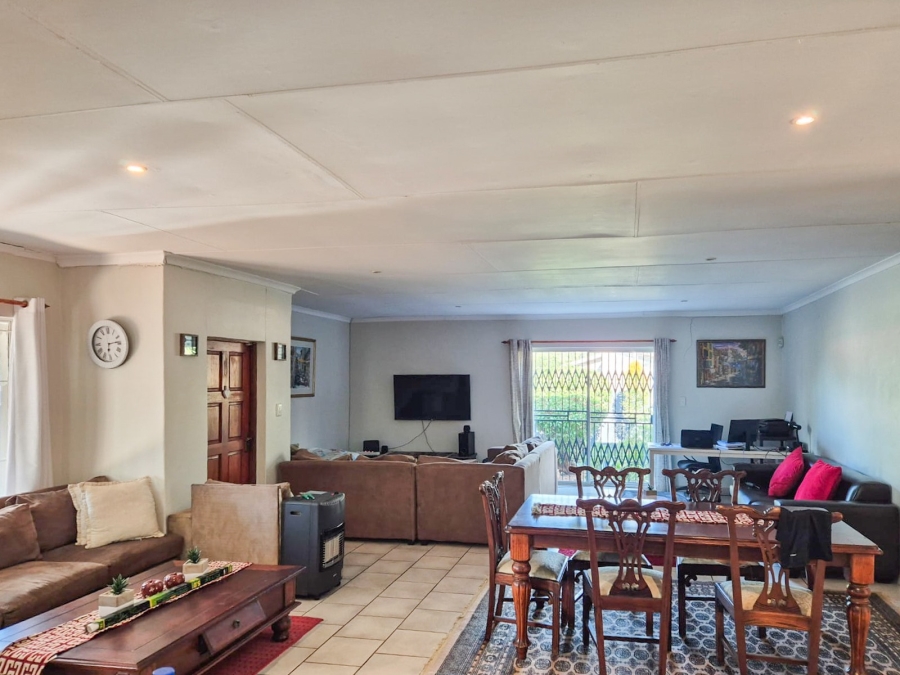4 Bedroom Property for Sale in Schoemansville North West